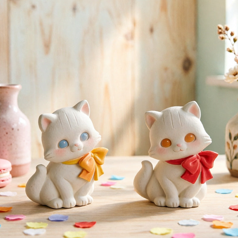 3D Embossed Big-Eyed Kitten Silicone Mold, Bow Sitting Cute Cat Mold for Aromatherapy Candle & Gypsum Home Decor