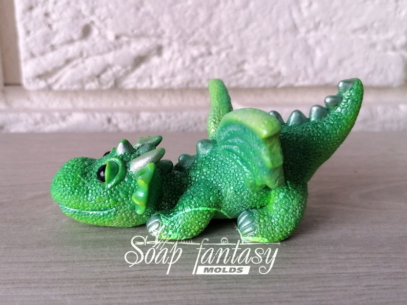 Emerald dragon Silicone mold for Soap making, Candle making, Craft & Hobby